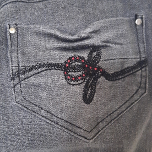 Woman's jeans - Picture 5 of 6